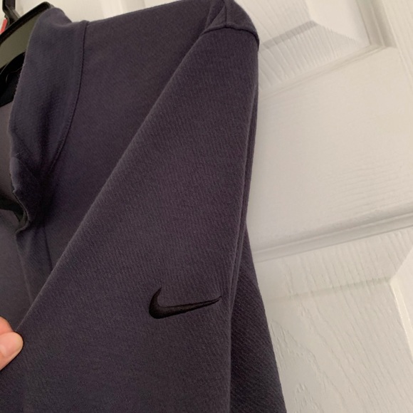 Nike Dri-Fit Pullover - Picture 2 of 5